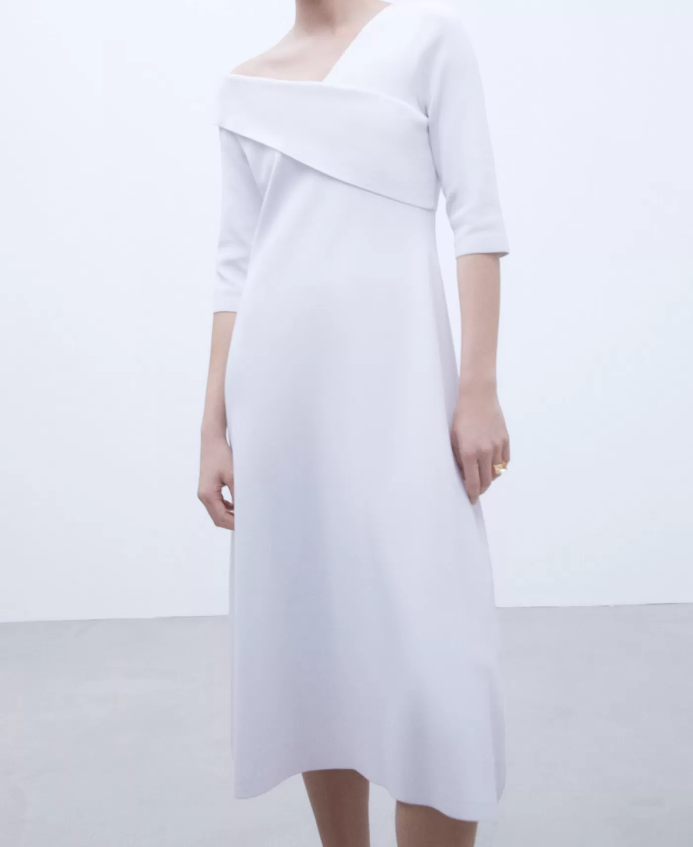 Mujer Adolfo Dominguez Vestido Con Escote Cruzado Asimetrico
