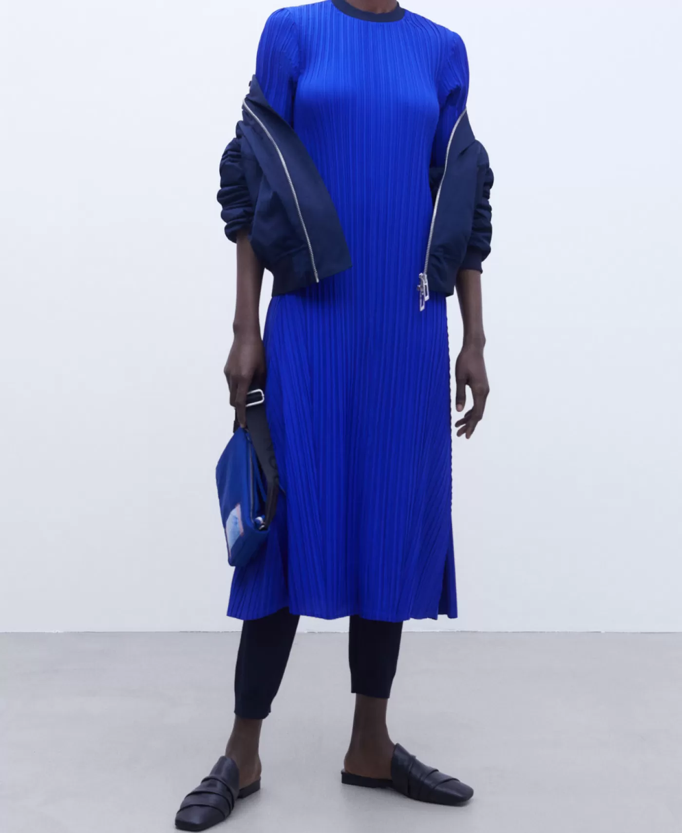 Mujer Adolfo Dominguez Vestido Evase En Crinkle